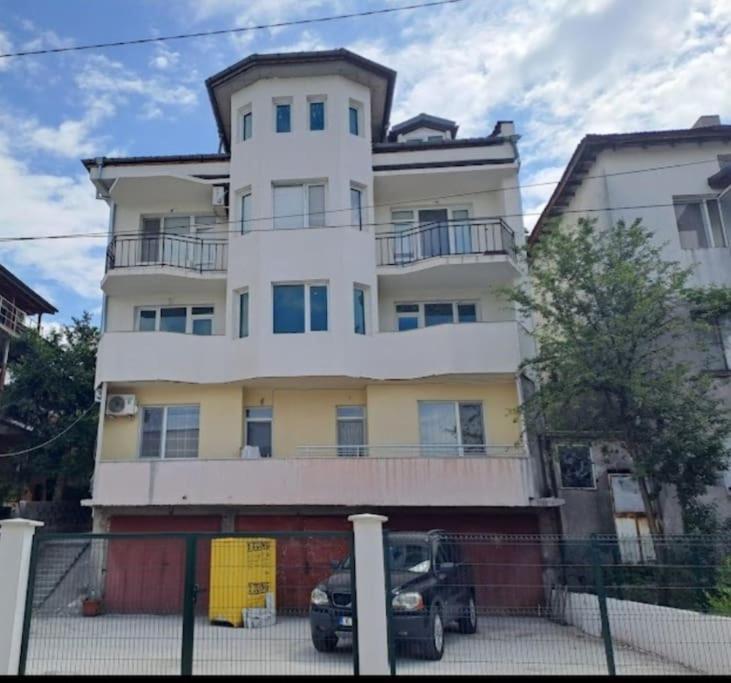 חאסקובו White House Apartments מראה חיצוני תמונה